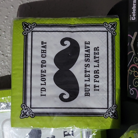 Mustache party supplies - Picture 4 of 5